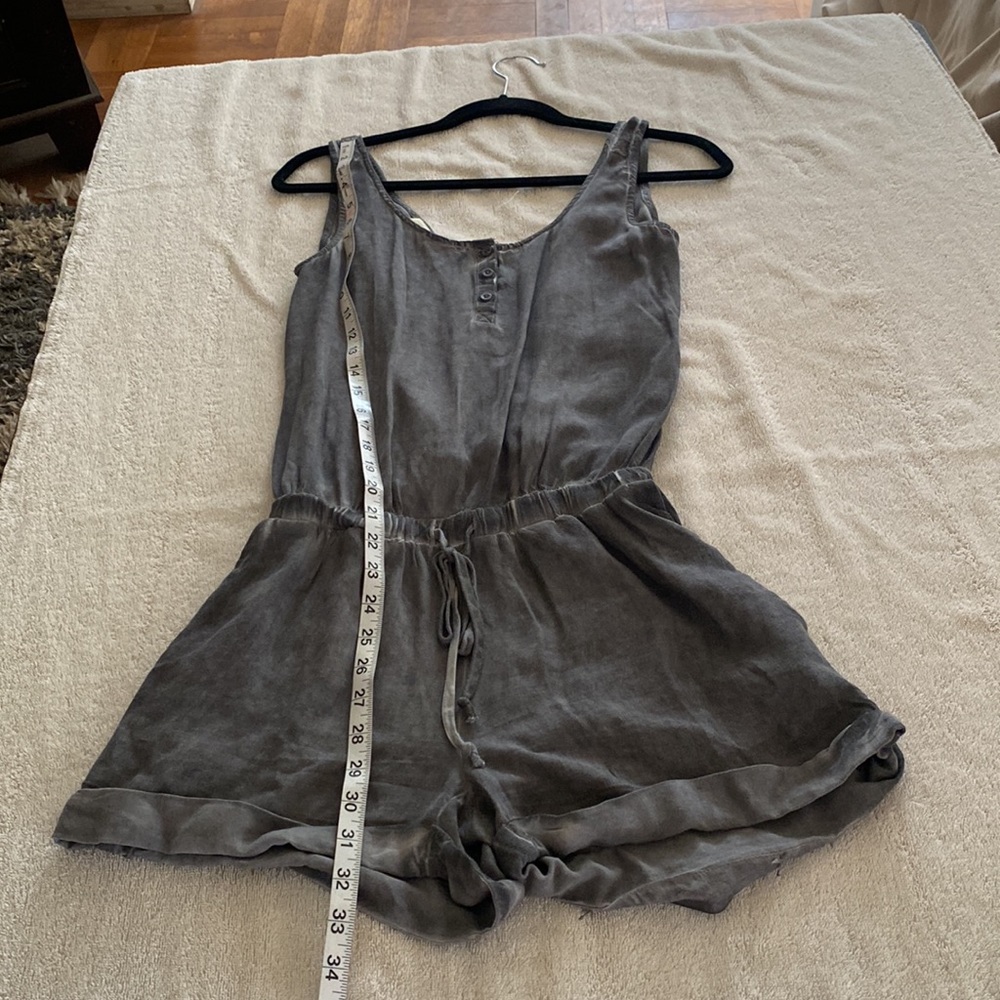 Cloth & Stone Gray Sleeveless Jumpsuit with Relaxed Fit - Picture 11 of 14
